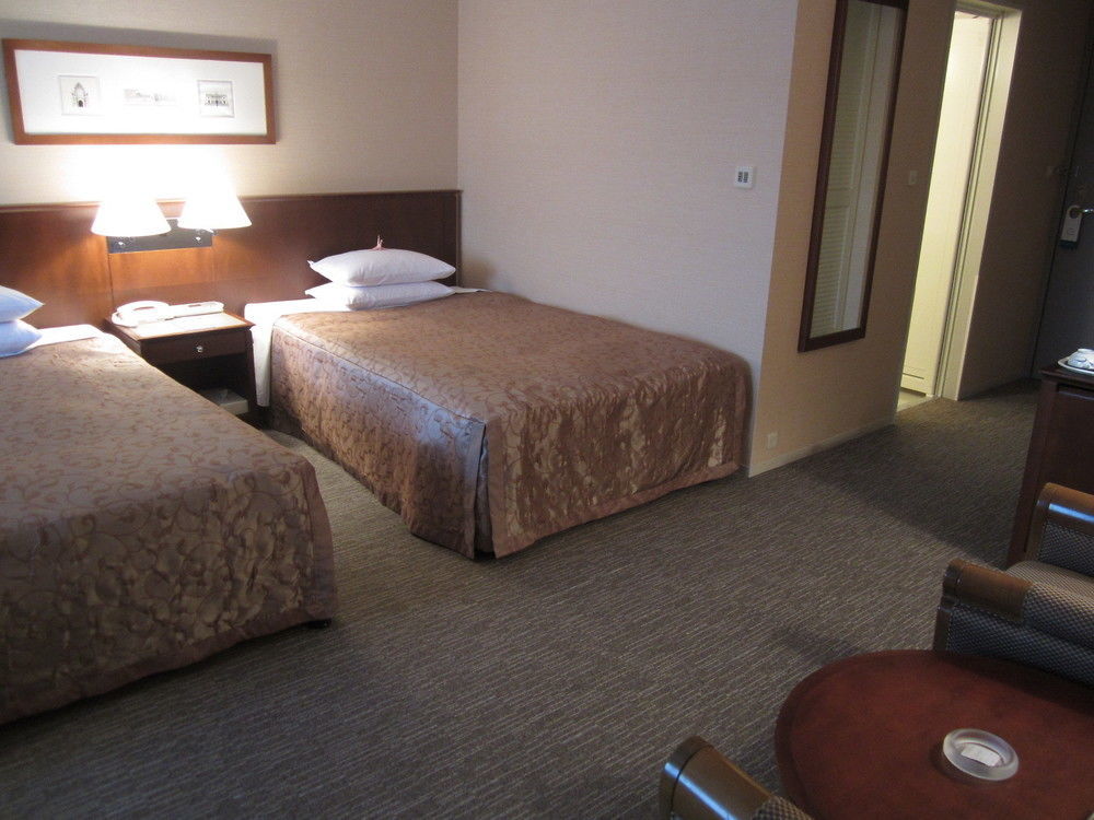 Rembrandt Hotel Ebina Exterior foto